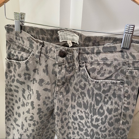 CURRENT/ELLIOT Gray Leopard Stiletto Mid Rise Skinny Jeans - Picture 10 of 12